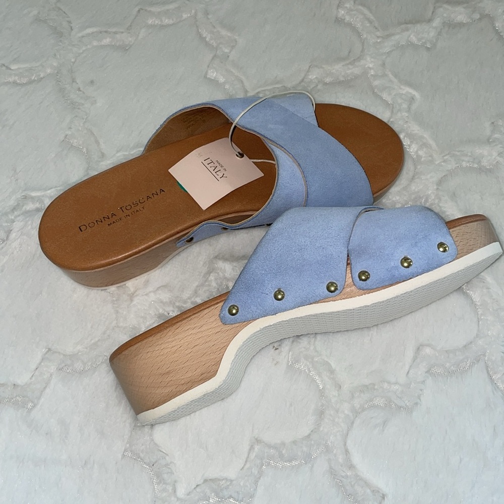 Donna Toscana Italy Women's size 8 Leather Band Wood Sandals NEW.